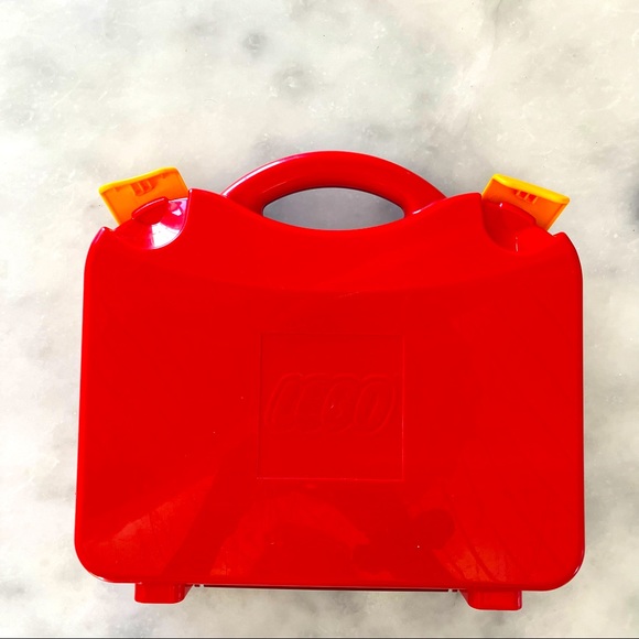 LEGO Creative Suitcase. Red. - Picture 4 of 5